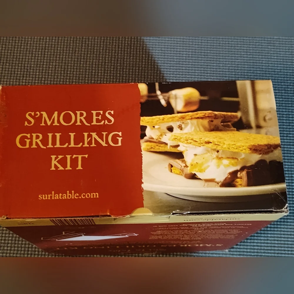 Sur La Table S'mores Grilling Kit - Red and Black